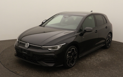 VWGolf VIII 1.5 e TSI mHEV R-Line DSG